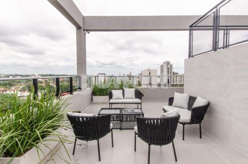 Luxe 2 Bedroom Apt In The Heart Of Villa Morra in 馬里亞諾羅克阿隆索