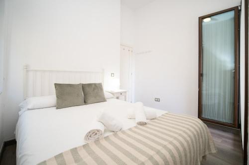 Two-Bedroom Apartment image 6