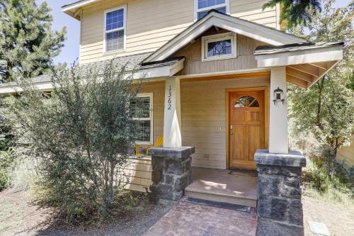 Westside Walkable-AC-3BR/2.5BA - image 6