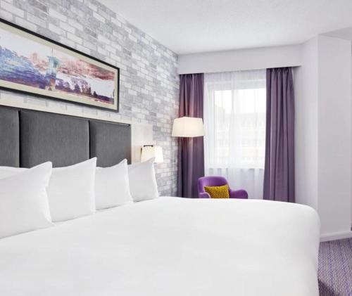 Photo - Leonardo Hotel Swindon