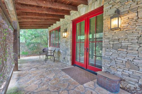 Fall Creek Vineyards Wine Country Inn – Dripping Springs, TX