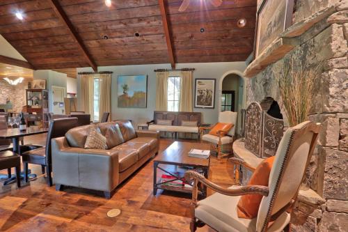 Fall Creek Vineyards Wine Country Inn - image 7