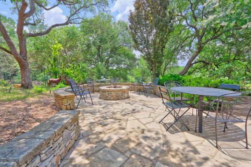 Fall Creek Vineyards Wine Country Inn – Dripping Springs, TX