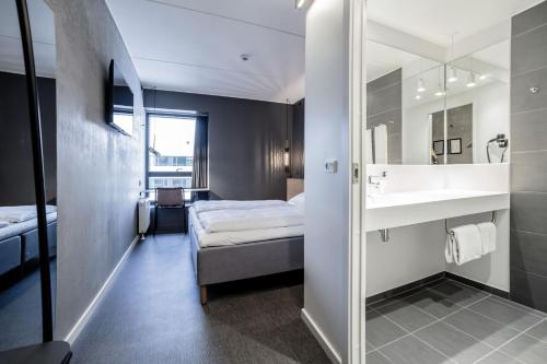 Four Points Flex by Sheraton Aarhus Skejby near AUH E301-196 Infektionssygdomme plan 3