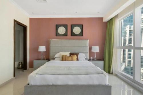 Opulant 1 BR Apartment With Partial Seaview High Floor, Dubai (photo 2)