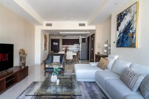 Opulant 1 BR Apartment With Partial Seaview High Floor, Dubai (photo 6)