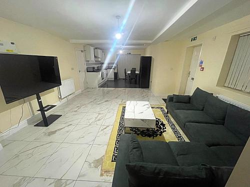 Modern Flat near StarCity, Bull Ring & M6, Birmingham (fotografie 7)
