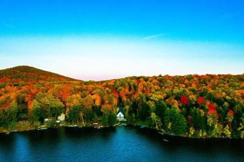 Lakefront Lookout- 14 S