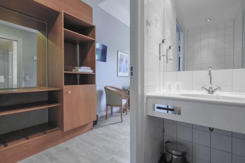 Baño, Four Points Flex by Sheraton Roskilde in Roskilde