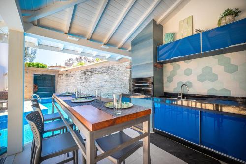 المرافق, Bz79 Casa com Piscina e Sauna 180 metros da Praia! in ماغونهوس بيتش
