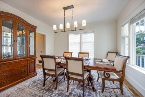 Lincoln-River/Mt View-4BR/3.5BA - image 7