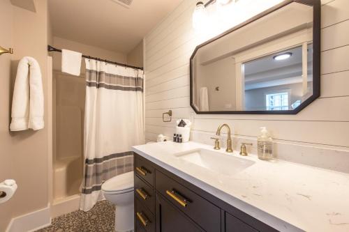 Lincoln-River/Mt View-4BR/3.5BA - image 6