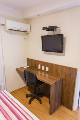 Executive Double Room image 6