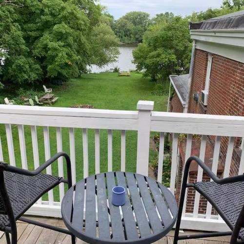 Erkély/terasz, Riverfront Rustic 1824 Mansion in Cohoes (NY)