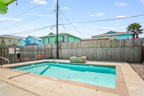 Three-Bedroom Holiday Home  image 4