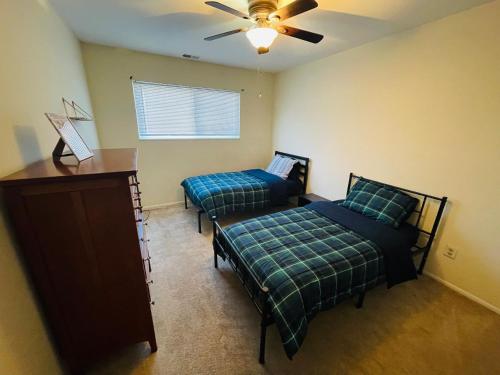 Charming 2br 2b In Elkins Park, Parking, Pool in Willow Grove, USA
