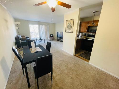 Charming 2br 2b In Elkins Park, Parking, Pool in Willow Grove, USA