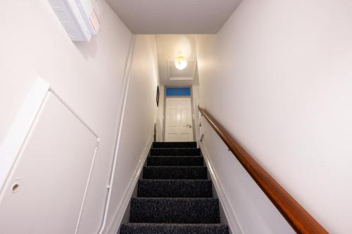 Előcsarnok, Suffolk Square in Észak-Sudbury