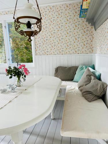 Faciliteter, Solröje (Solroje) in Simrishamn