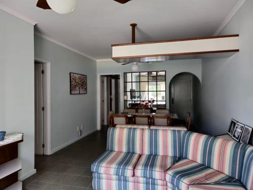 Apartamento incrível Enseada – khách sạn tại Vila Julia