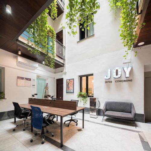 Facilities, JOY Setas Coworking in Seville