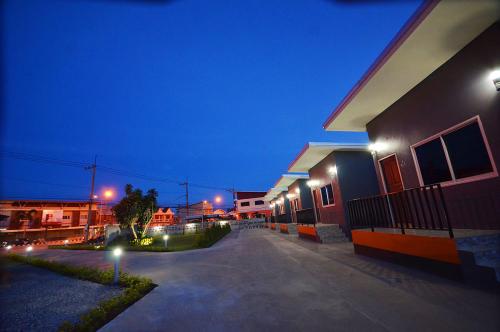 Exterior view, Family House Resort in Sathan