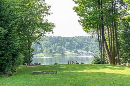 Dockside Manor - 16 F