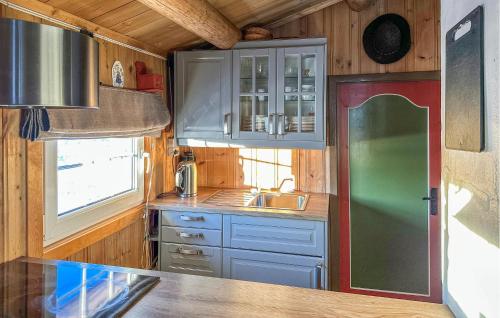 Kitchen, Lovely Home In Sjusjøen With Wifi in Sjusjoen