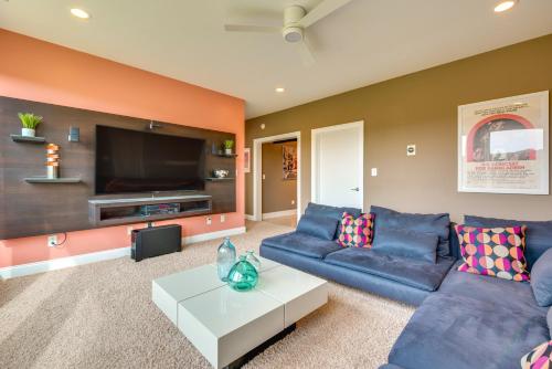 Modern Retreat with River View in Roswell! Modern Retreat with River View in Roswell!