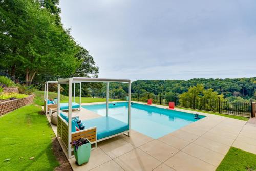 Modern Retreat with River View in Roswell! Modern Retreat with River View in Roswell!