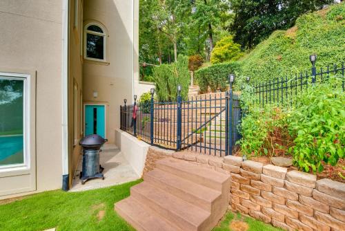 Modern Retreat with River View in Roswell! Modern Retreat with River View in Roswell!