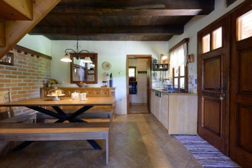 Seadmed, Oazena , Authentic house in peaceful village in Marija Bistrica