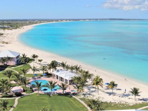 Úszómedence, Pretty in Pink in Treasure Cay