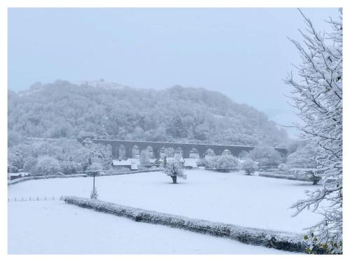 Castle Inn - image 6