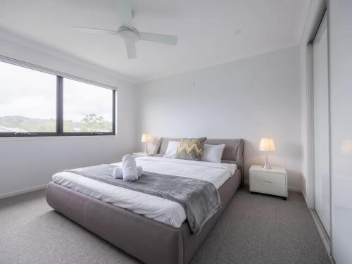 4BR Modern Home Near Parks and Dining with Outdoor Space