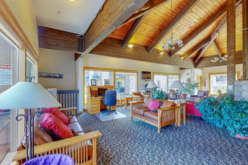 Ski Inn
