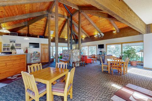 Ski Inn