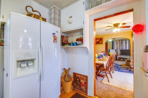 Walk to Civic Center! Lovely Lebanon Home in 亞爾伯特李 (MO)