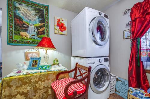 Lebanon Studio about 13 Mi to Bennett Springs! Lebanon Studio about 13 Mi to Bennett Springs!