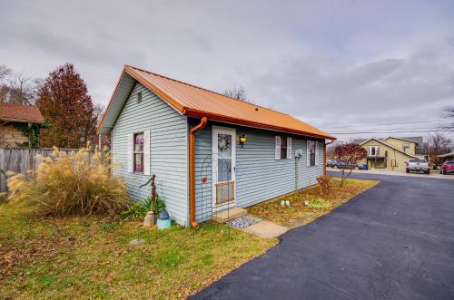 Lebanon Studio about 13 Mi to Bennett Springs! Lebanon Studio about 13 Mi to Bennett Springs!