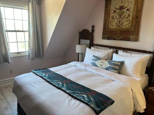 Sleeps 4