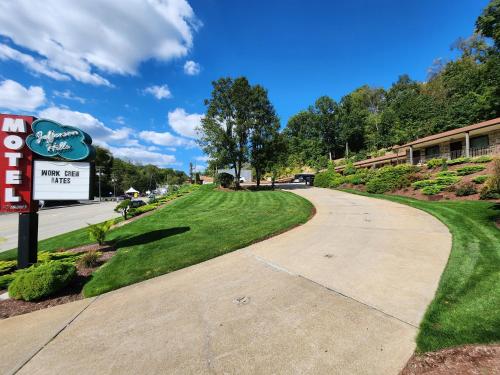 Jefferson Hills Motel - image 6