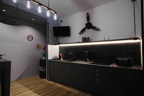 المرافق, LM industrial apartment & suite in University Area