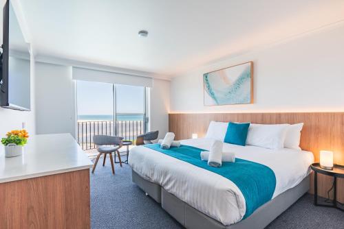 Premium Queen Room with Sea View