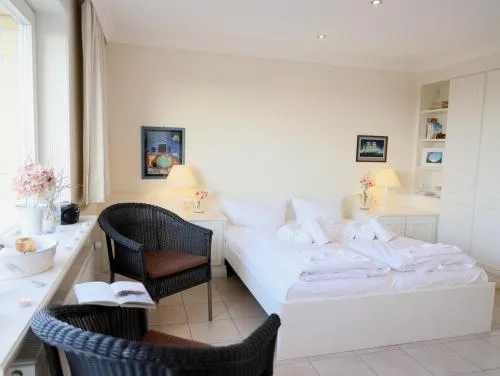 Wohnen Sie im Herzen Westerlands, in einer komplett neu renovierten 1-Zimmer Wohnung in Westerland, Deutschland