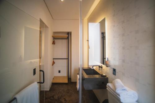 Apartment image 10