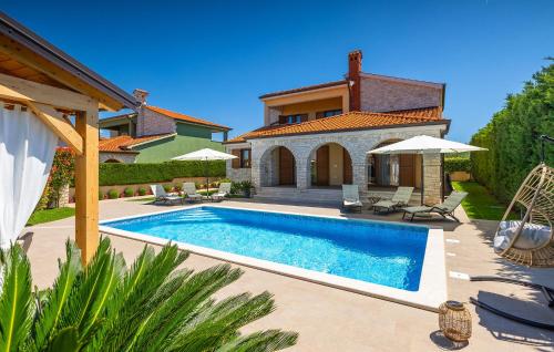 Villa Aurora – khách sạn tại Galižana