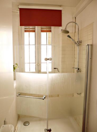 CH Six Rooms, Madrid (fotografie 7)
