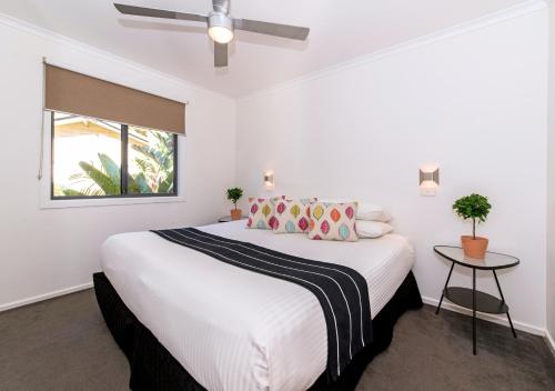 Marion Holiday Park Room Type - One-Bedroom Bungalow