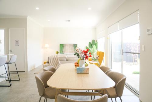 StayAU 5BRM Coastal Retreat for Families Baldivis